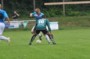 星空体育app官网-中超球队定位球战术对比研究，中超潜力中场